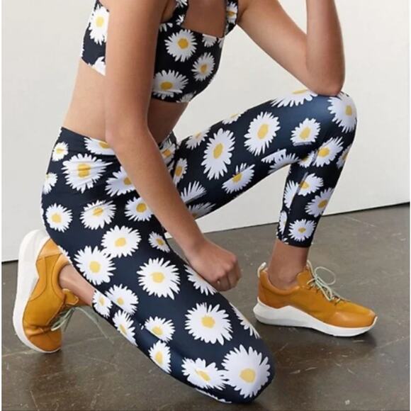 Year Of Ours Daisy Veronica Athleisure Set Small Womens Flower - Picture 2 of 16